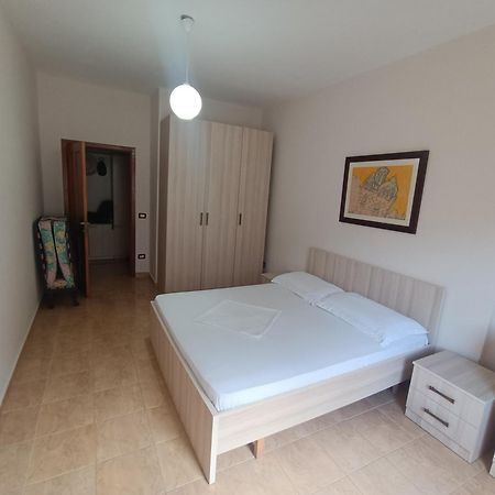 גולם Holiday Family Apartment חדר תמונה