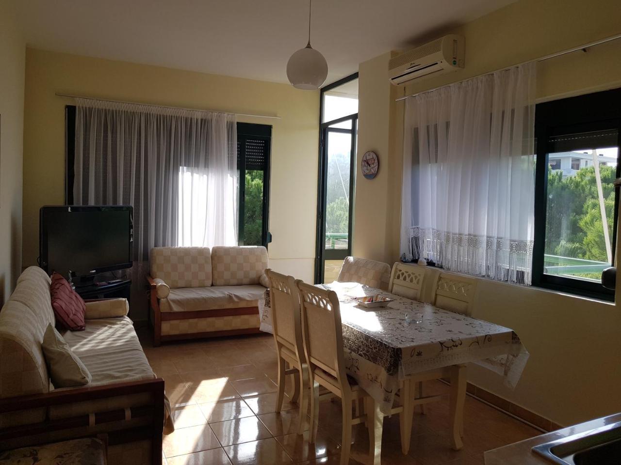 גולם Holiday Family Apartment מראה חיצוני תמונה