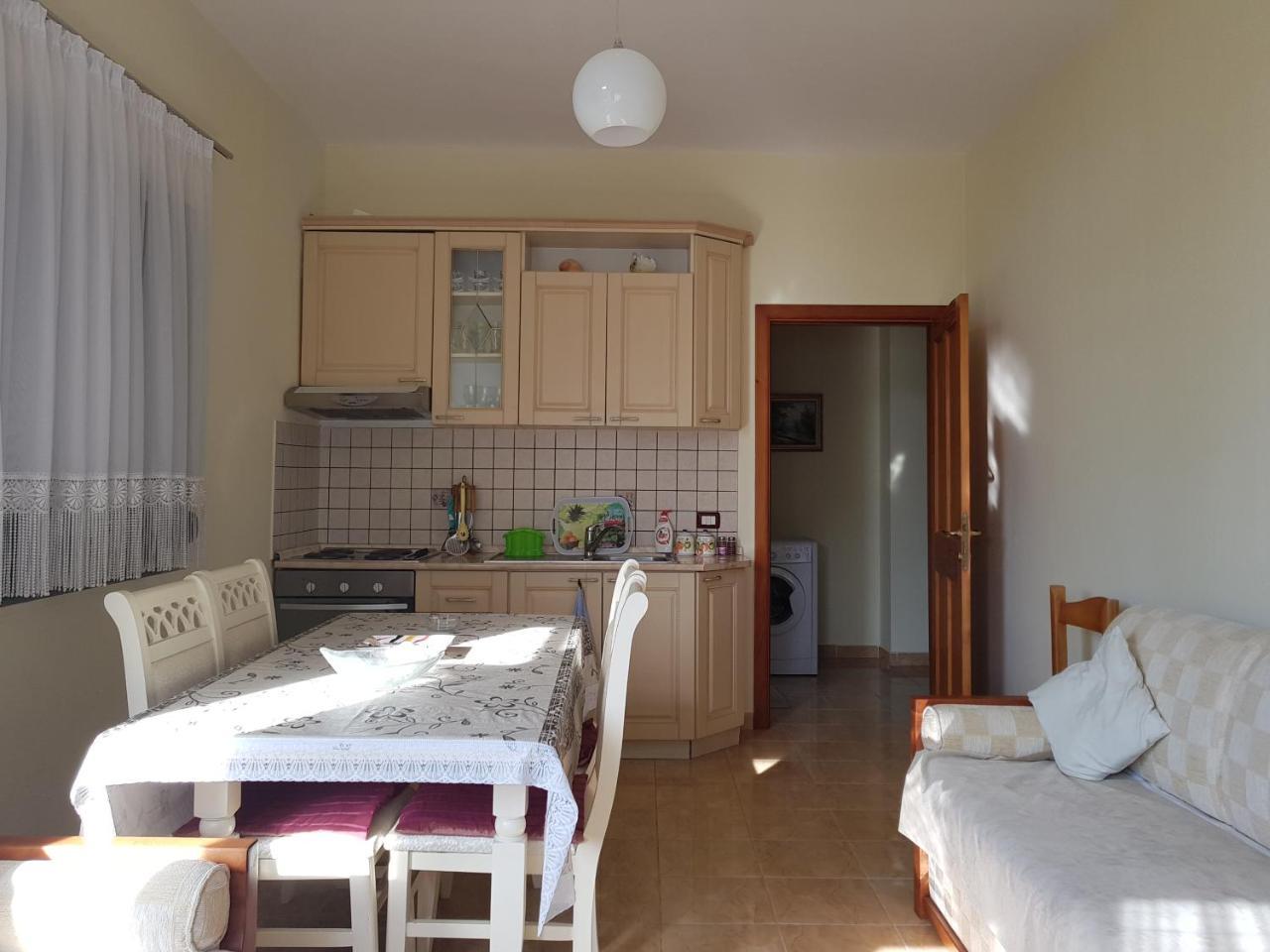 גולם Holiday Family Apartment מראה חיצוני תמונה